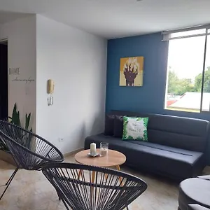 Apartamento A 2 Cuadras Del Estadio. Apartamento